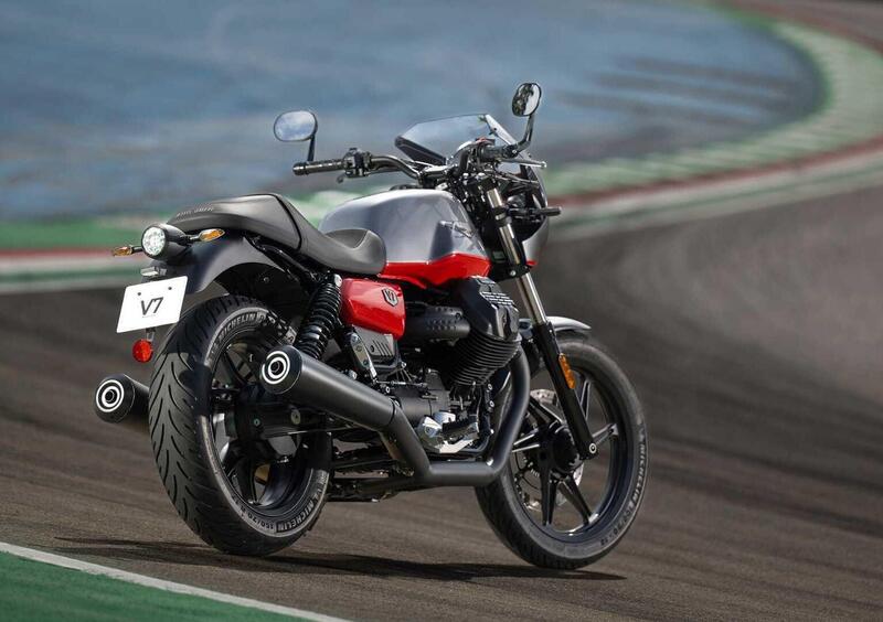 Moto Guzzi V7 V7 Stone Corsa (2023 - 25) (8)