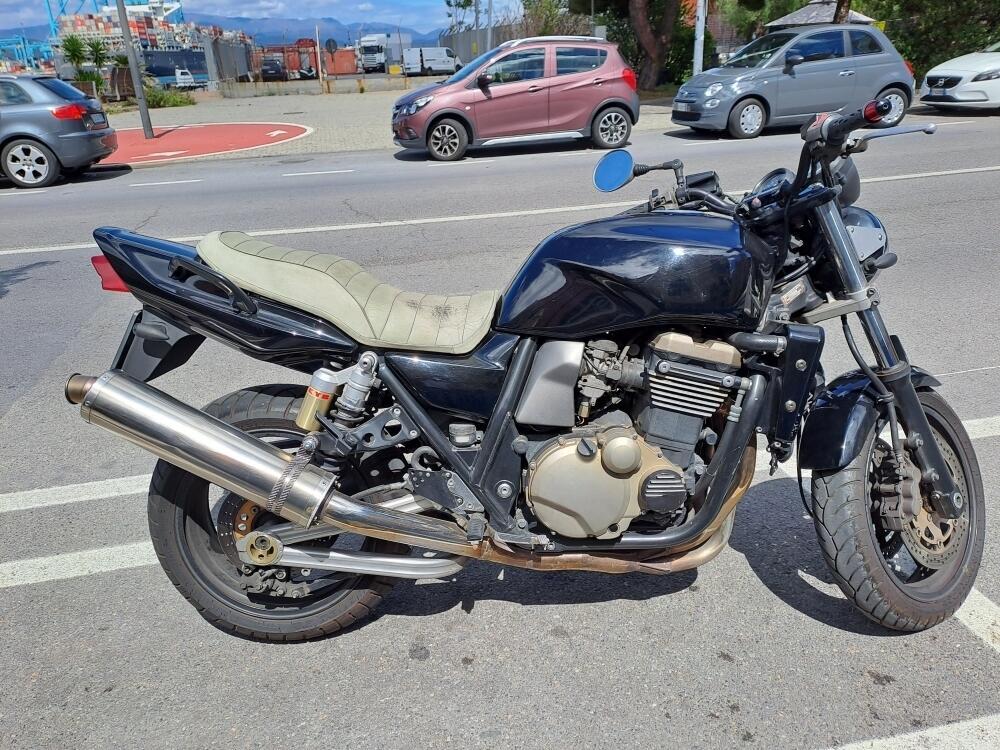 Kawasaki ZRX 1200 (2000 - 05) (2)
