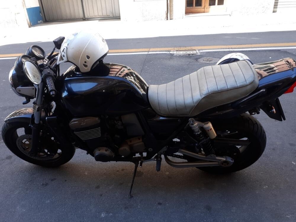 Kawasaki ZRX 1200 (2000 - 05) (3)