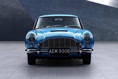 Aston Martin, la DB5 compie 60 anni