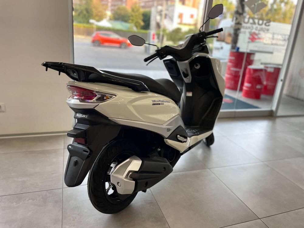 Suzuki Burgman Street 125 Executive (2023 - 25) (4)