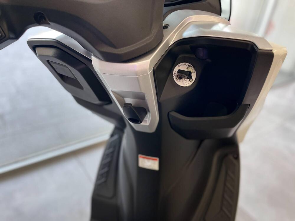 Suzuki Burgman Street 125 Executive (2023 - 25) (6)