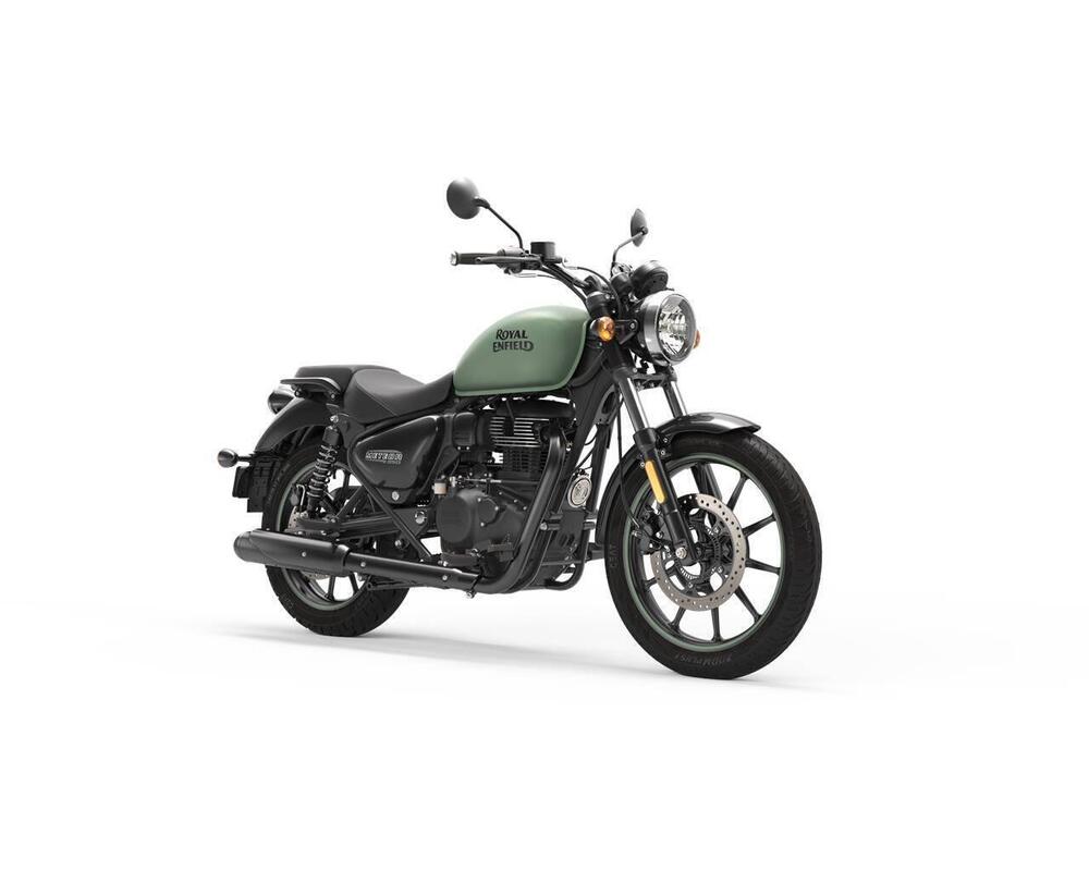 Royal Enfield Meteor 350 Fireball (2021 - 25) (4)