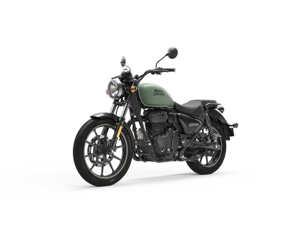 Royal Enfield Meteor 350 Fireball (2021 - 25) (2)