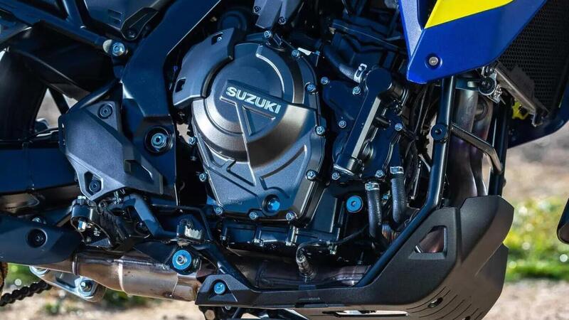 Suzuki: la V-Strom 800 con ruota anteriore da 19&quot; beccata nei documenti di omologazione