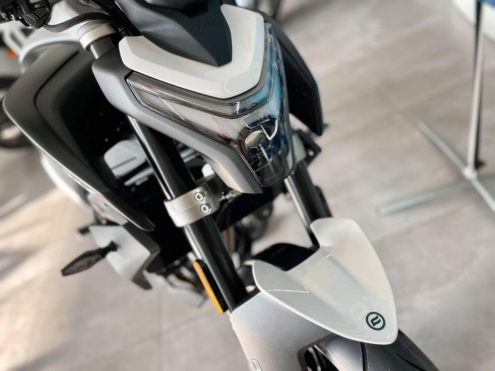 CFMOTO 450NK (2023 - 26) (8)