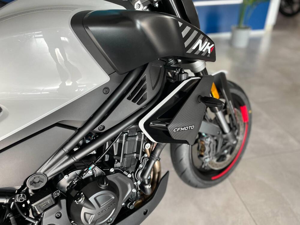 CFMOTO 450NK (2023 - 26) (12)