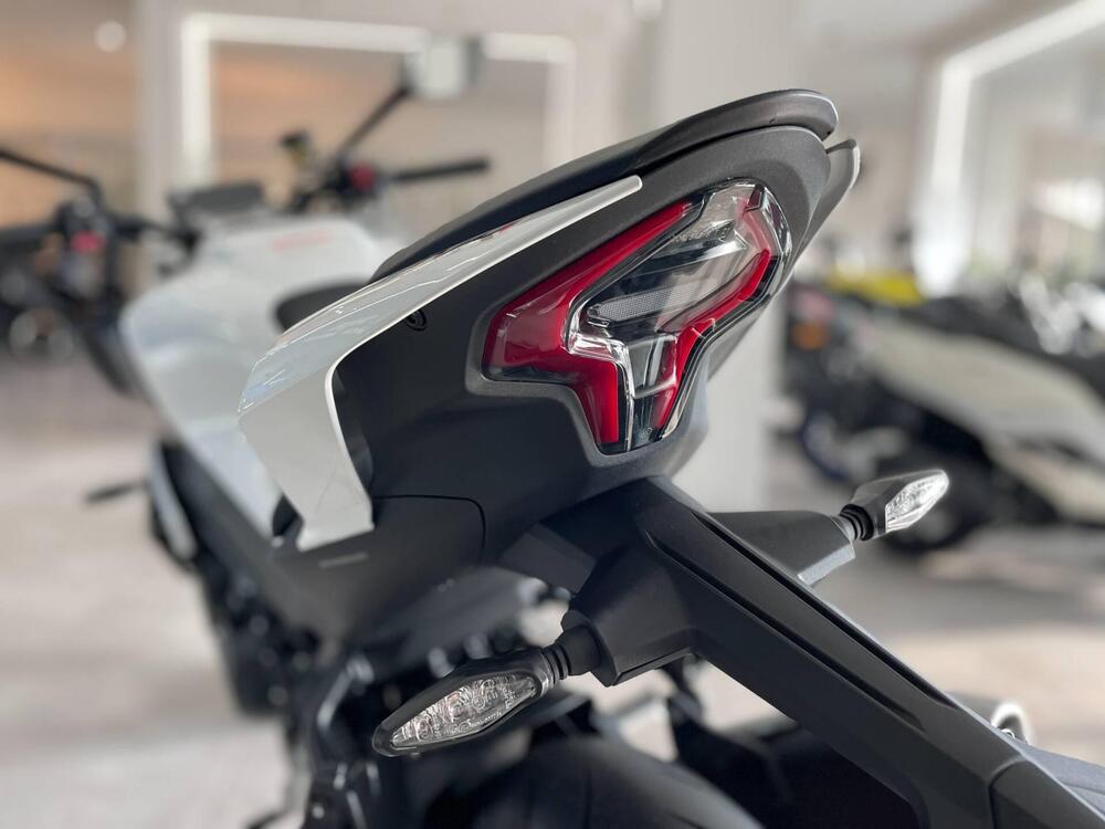 CFMOTO 450NK (2023 - 26) (9)