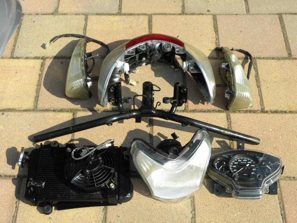 Ricambi Honda SH 300 i (3)