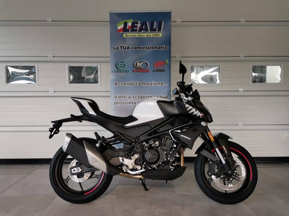 CFMOTO 450NK (2023 - 25)