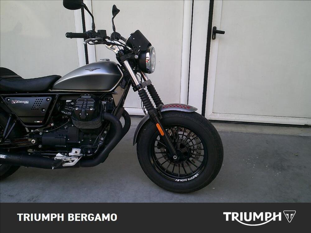 Moto Guzzi V9 Bobber (2016 - 18) (8)