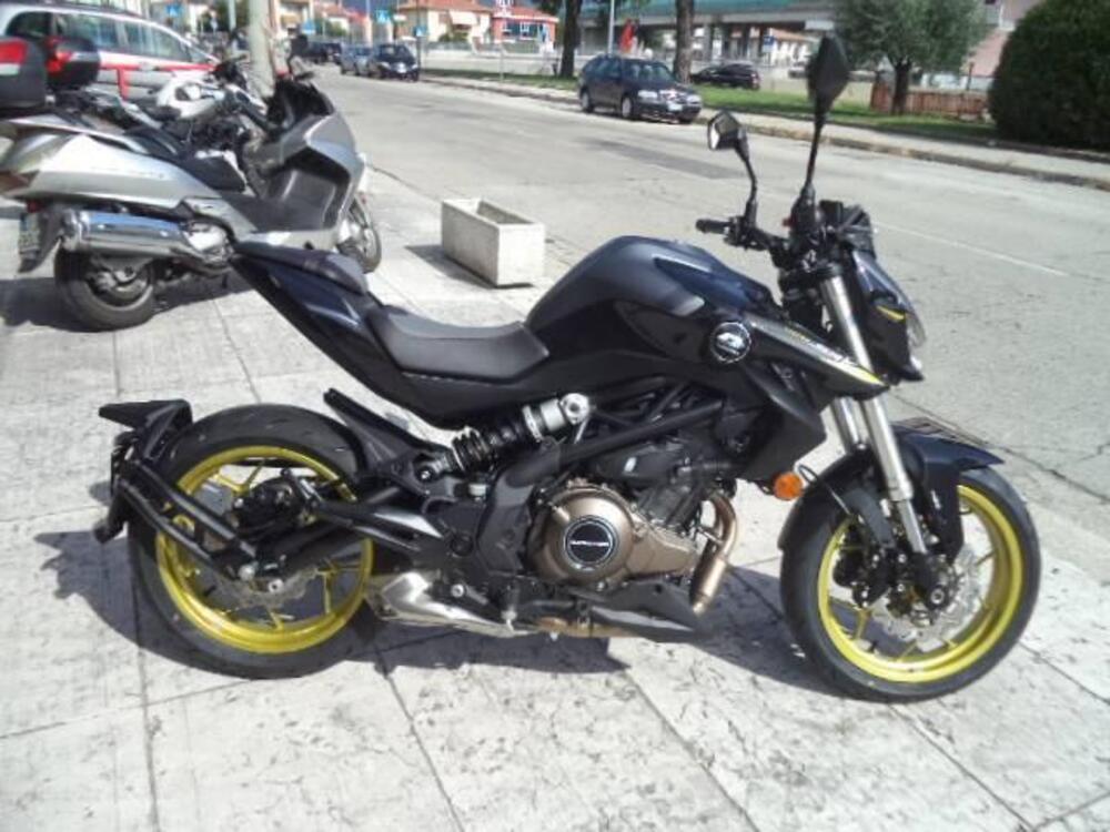 QJ Motor SRK 400 (2023 - 25)