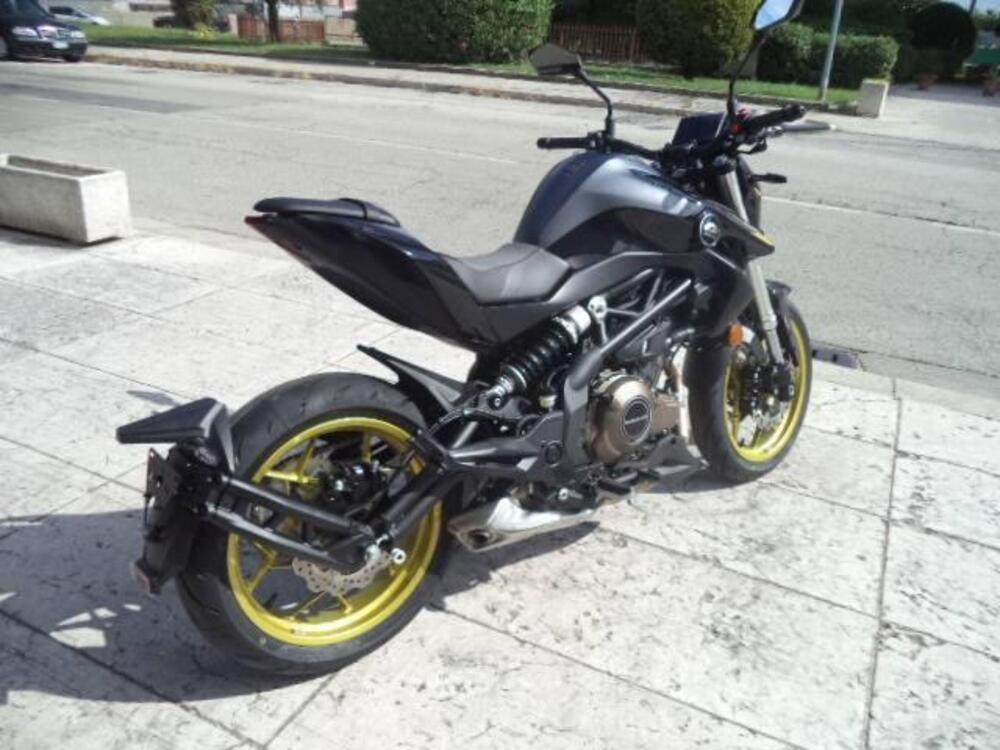 QJ Motor SRK 400 (2023 - 25) (5)