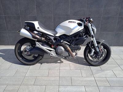 Ducati Monster 696 (2008 - 13) usata