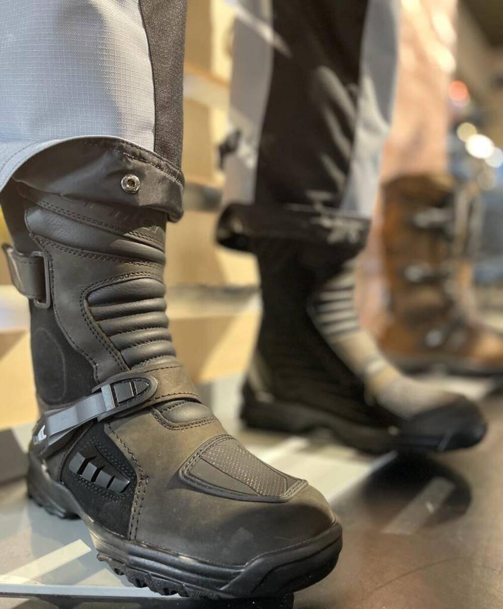 Abbigliamento Ufficiale Yamaha (4)