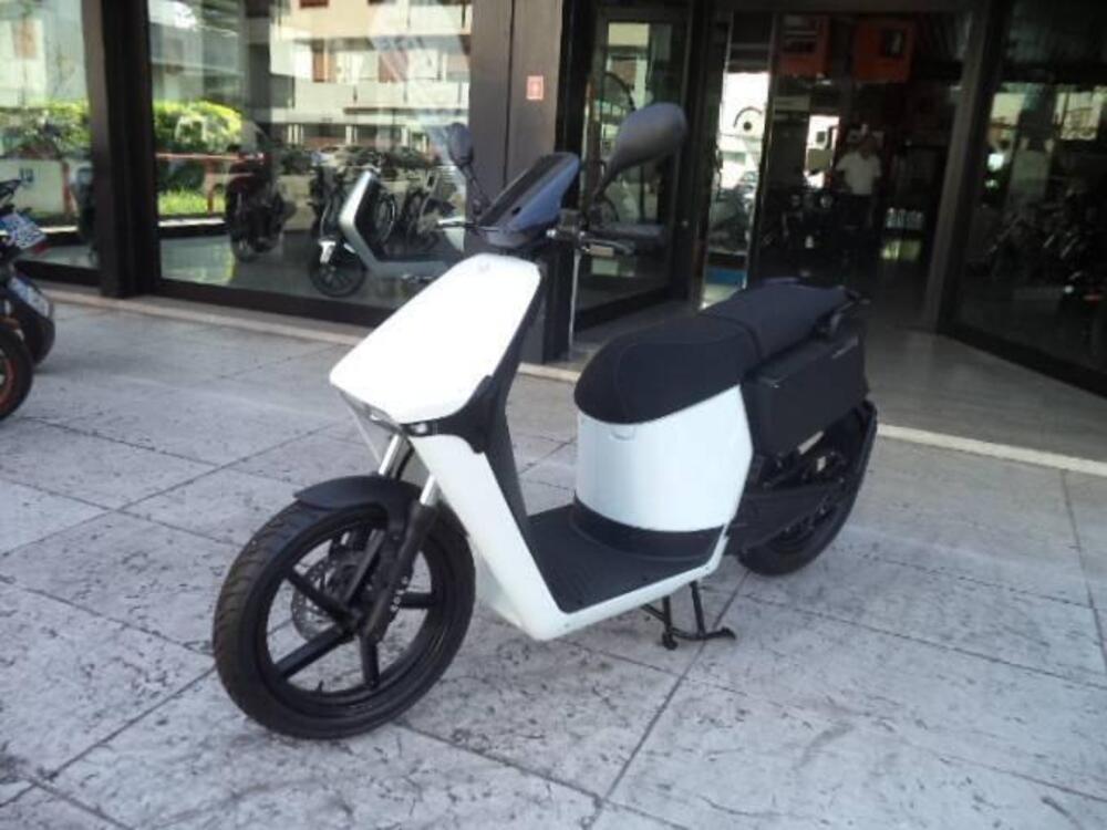 WOW 775 L3e (2021 - 25) (3)