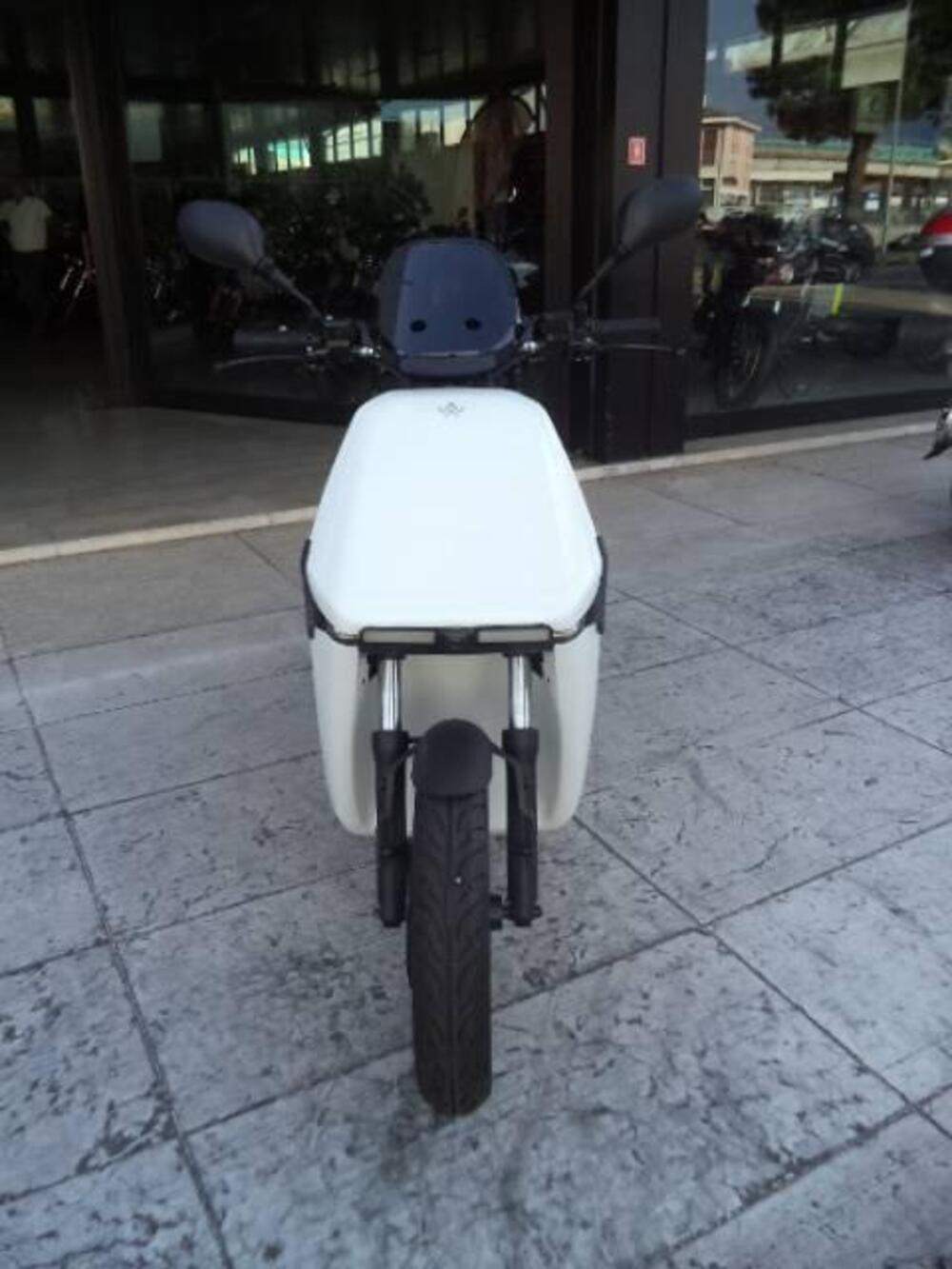 WOW 775 L3e (2021 - 25) (9)