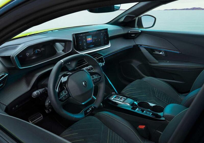 Peugeot 208 (8)