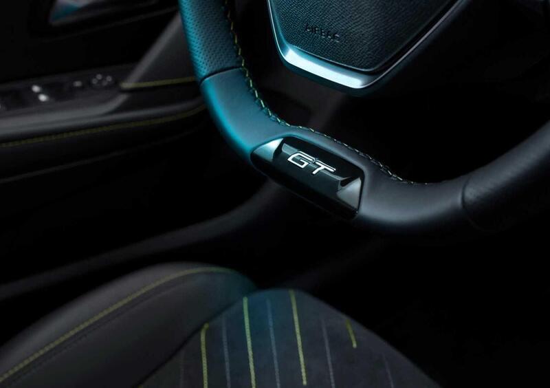 Peugeot 208 (18)