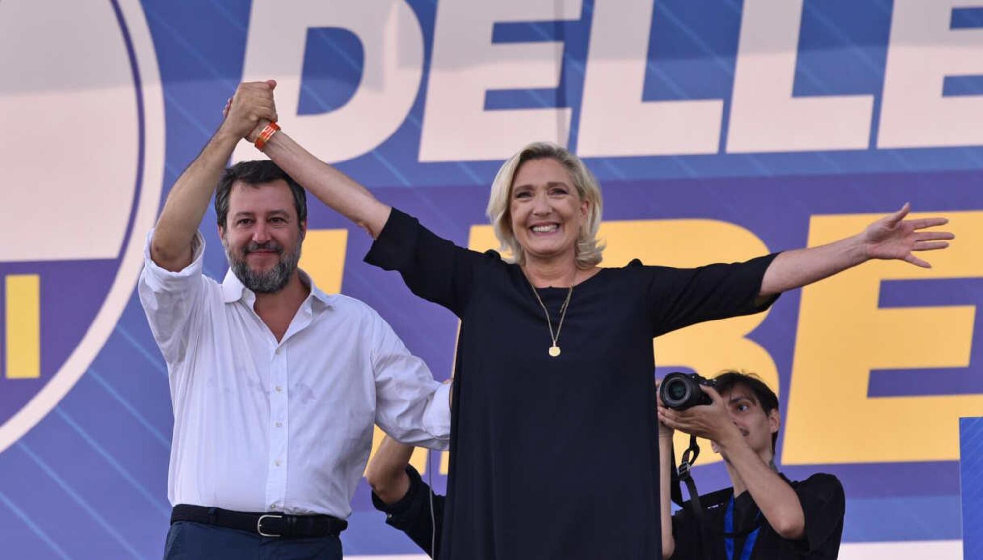 Matteo Salvini e Marine Le Pen a Pontida