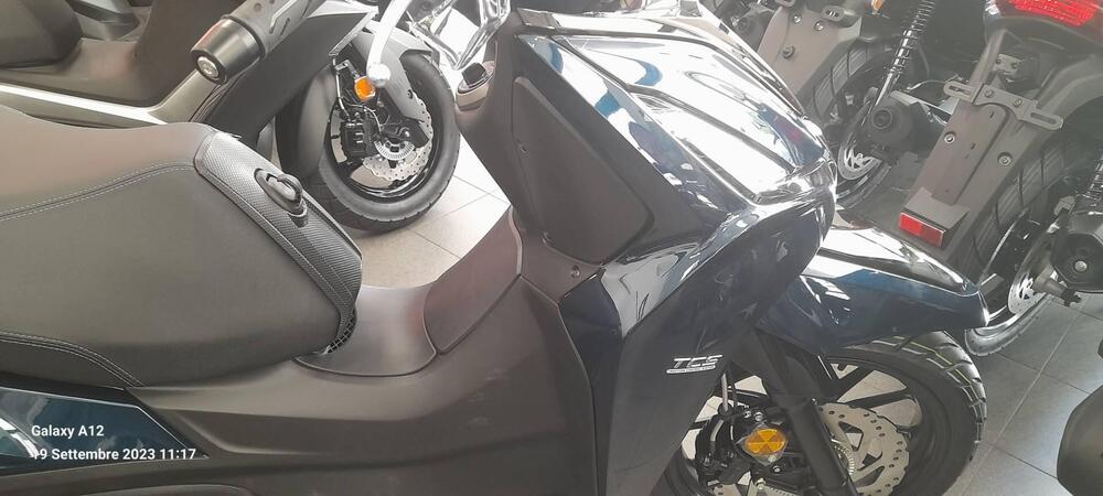 Kymco Agility 350i NN R16 (2023 - 25) (6)