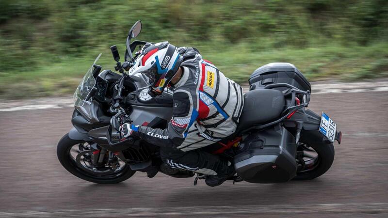 Ducati Multistrada GT 2024: TEST anteprima della Grand Tour da 170 cavalli! Pro e contro