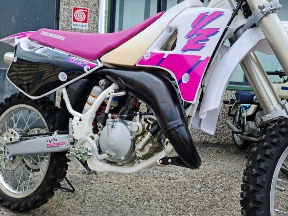 Yamaha YZ 125 (5)