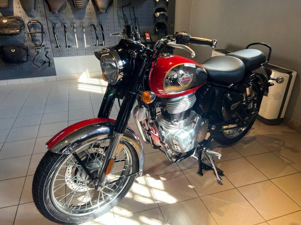 Royal Enfield Classic 350 (2021 - 25) (3)