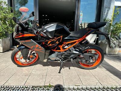 KTM RC 125 (2022 - 25) usata