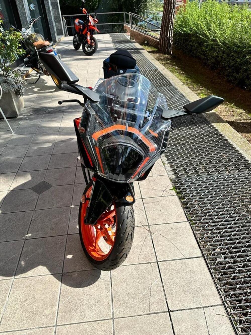KTM RC 125 (2022 - 25) (3)
