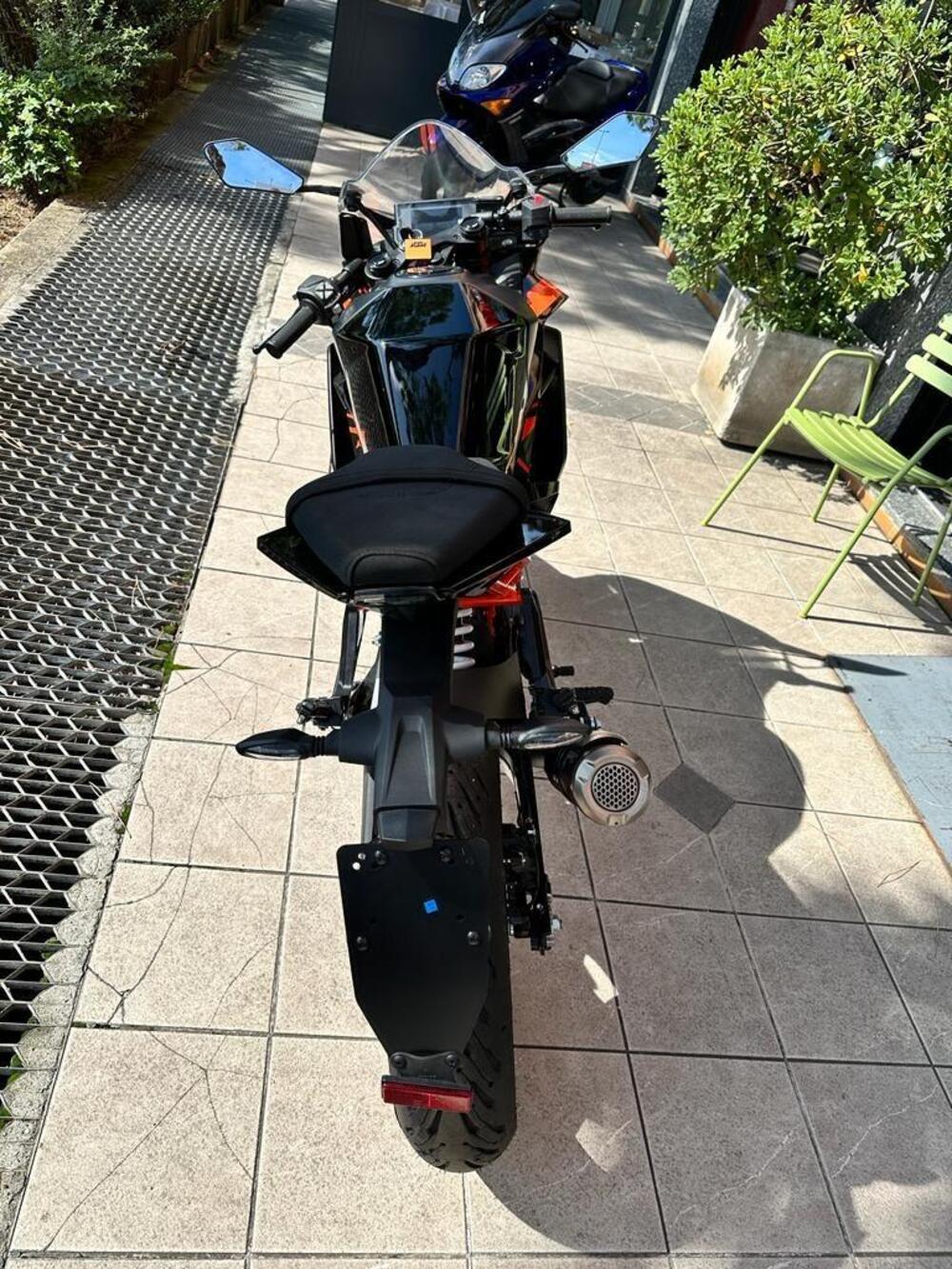 KTM RC 125 (2022 - 25) (4)