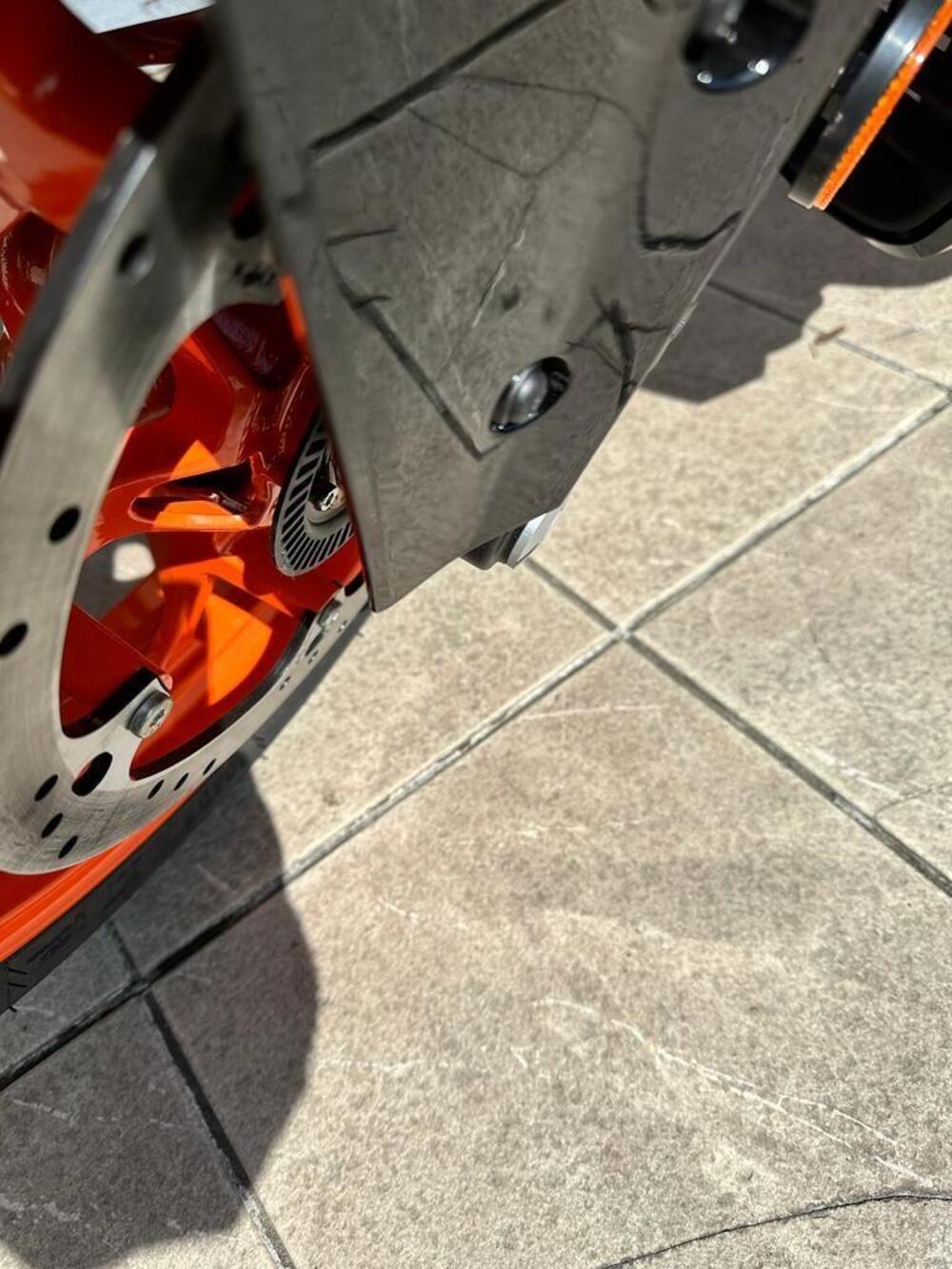 KTM RC 125 (2022 - 25) (9)