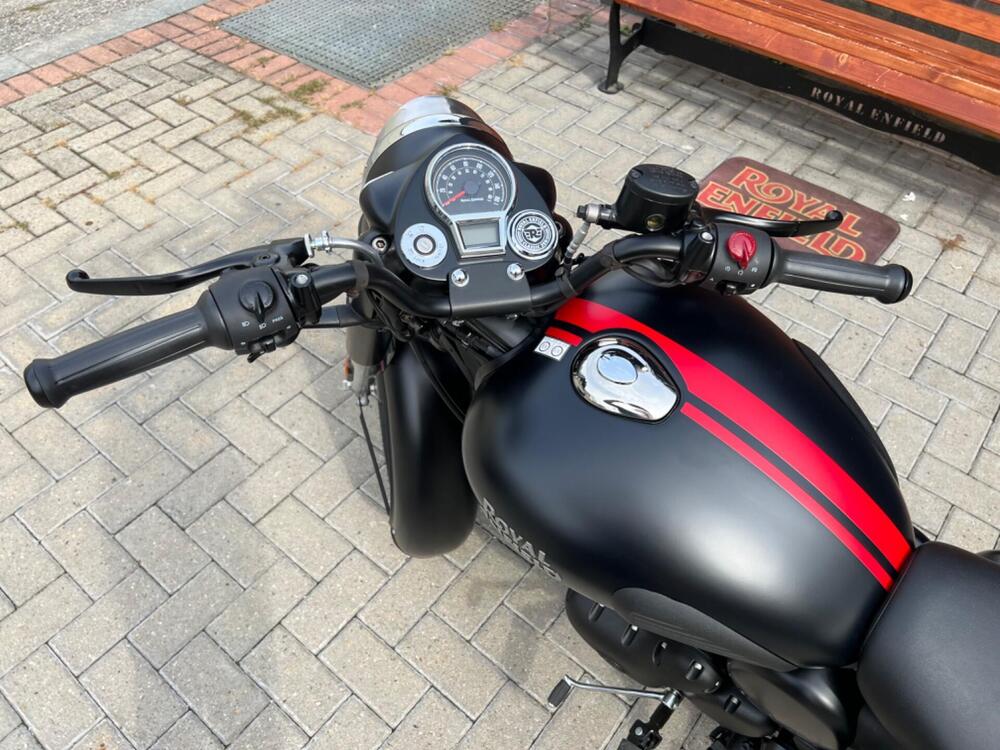 Royal Enfield Classic 350 (2021 - 25) (10)