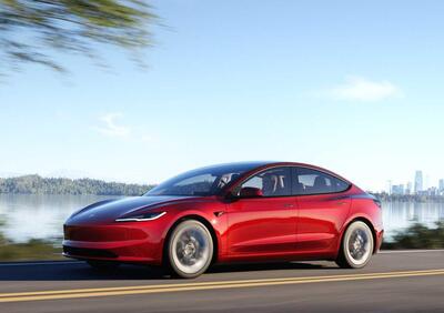 Tesla Model 3 Model 3 Standard RWD Plus