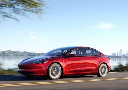 Tesla Model 3 (2018--&gt;&gt;)