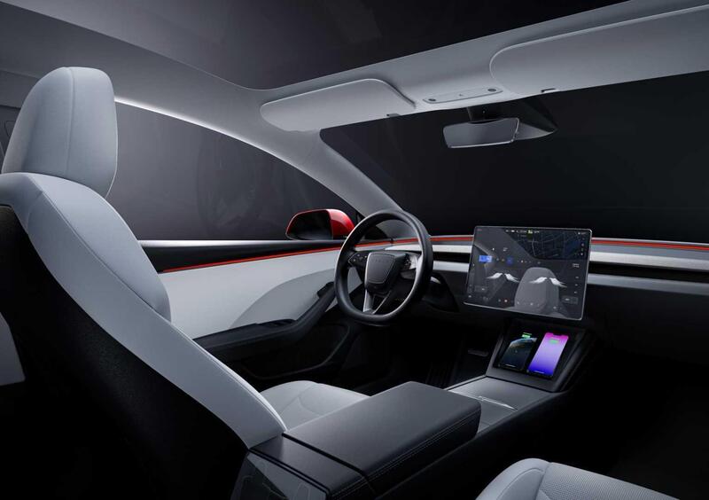 Tesla Model 3 (8)