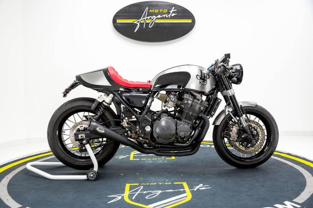 Suzuki GSX 750 (1998 - 03) (8)