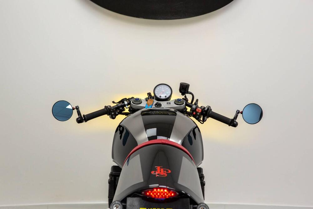 Suzuki GSX 750 (1998 - 03) (16)