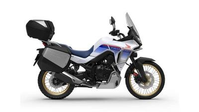 Honda Transalp XL750 Travel Edition (2023 - 24) nuova