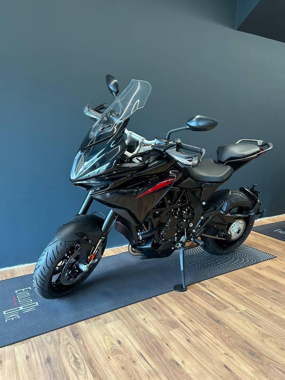 MV Agusta Turismo Veloce 800 R (2023 - 25) (3)