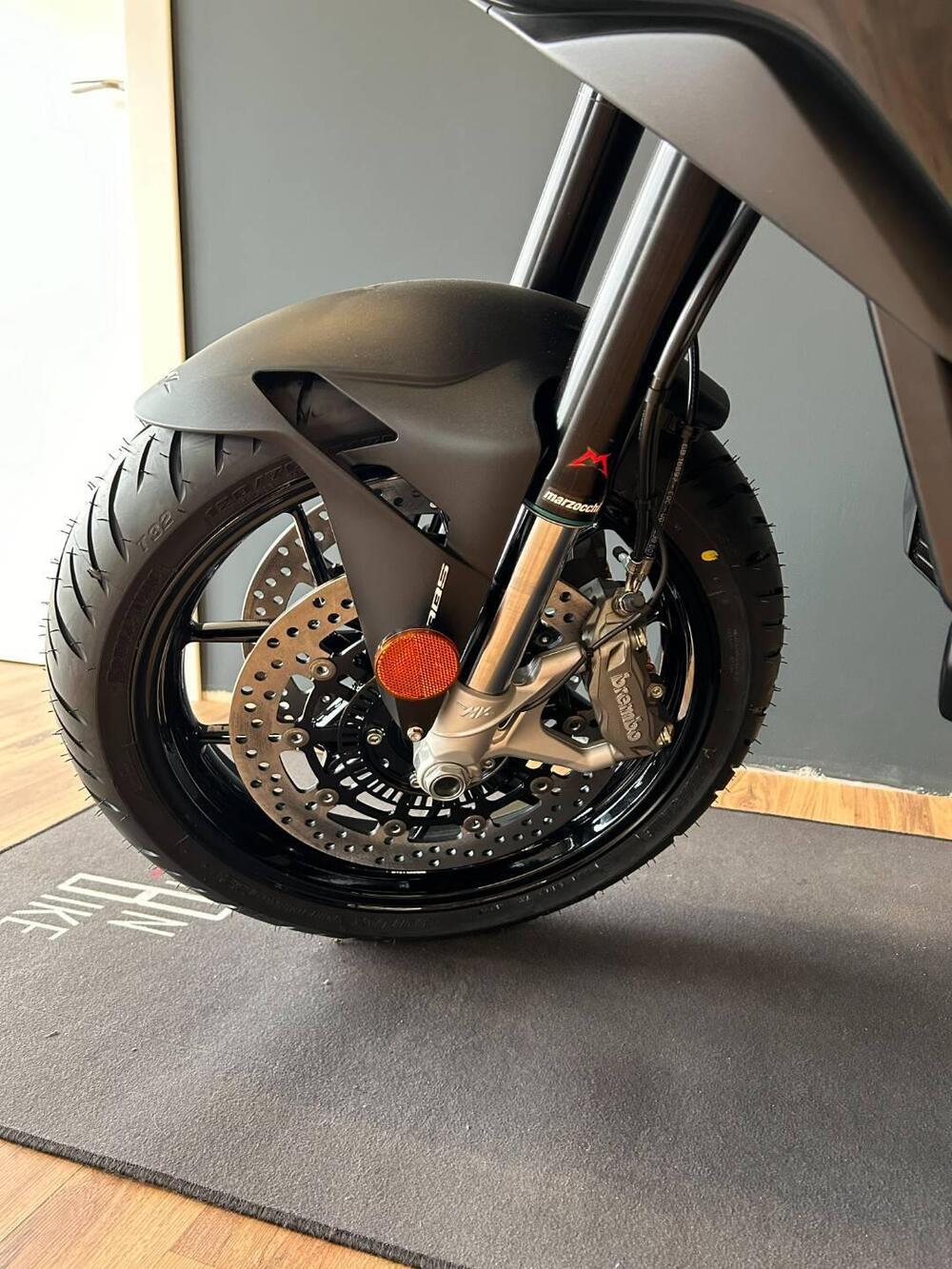 MV Agusta Turismo Veloce 800 R (2023 - 25) (6)