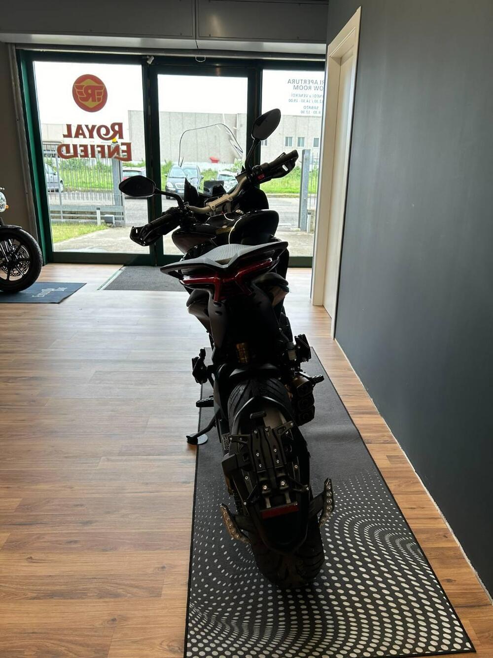 MV Agusta Turismo Veloce 800 R (2023 - 25) (8)