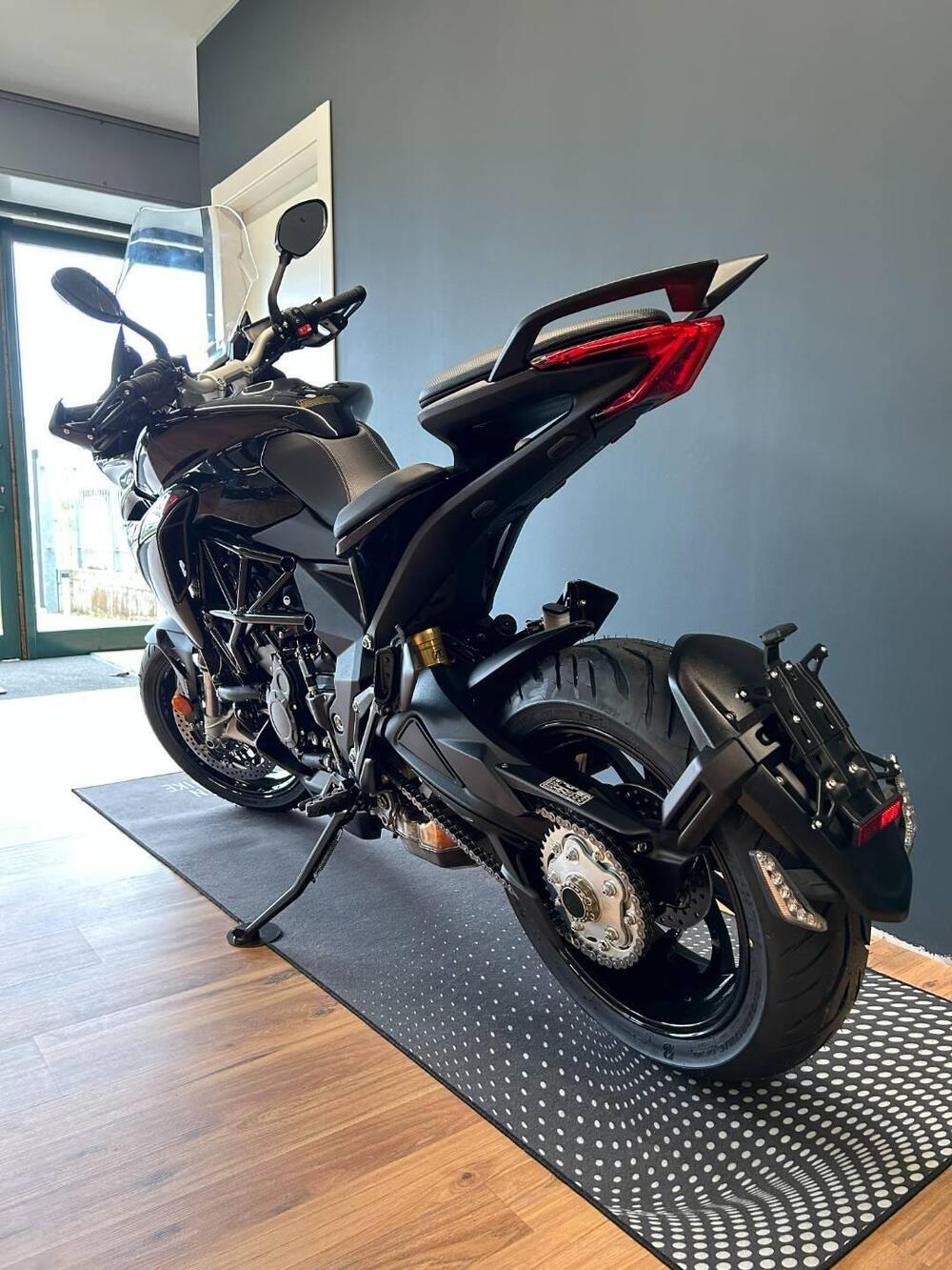 MV Agusta Turismo Veloce 800 R (2023 - 25) (10)