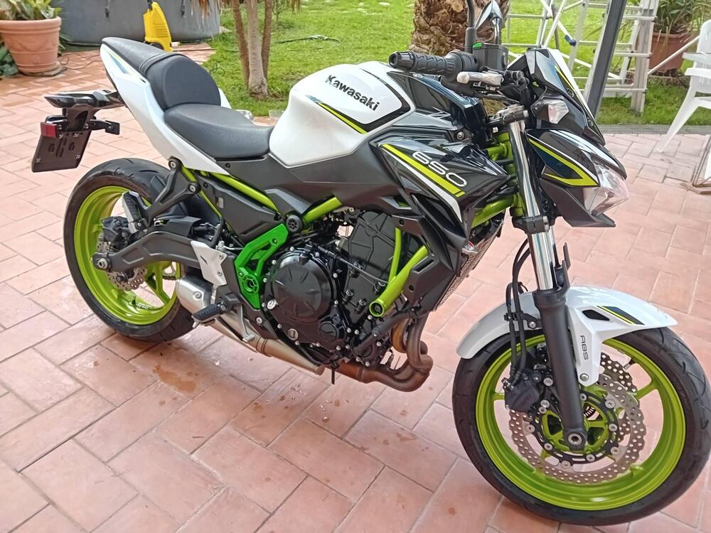 Kawasaki Z 650 (2021 - 24) (2)
