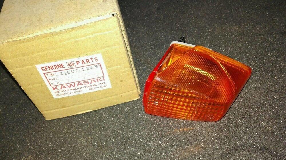 Freccia anteriore sinistra kawasaki gpz rx 1000