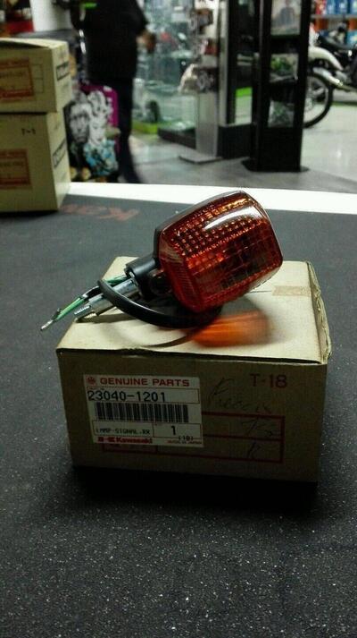 Freccia posteriore Kawasaki zxr400 gpz500 kl tenga