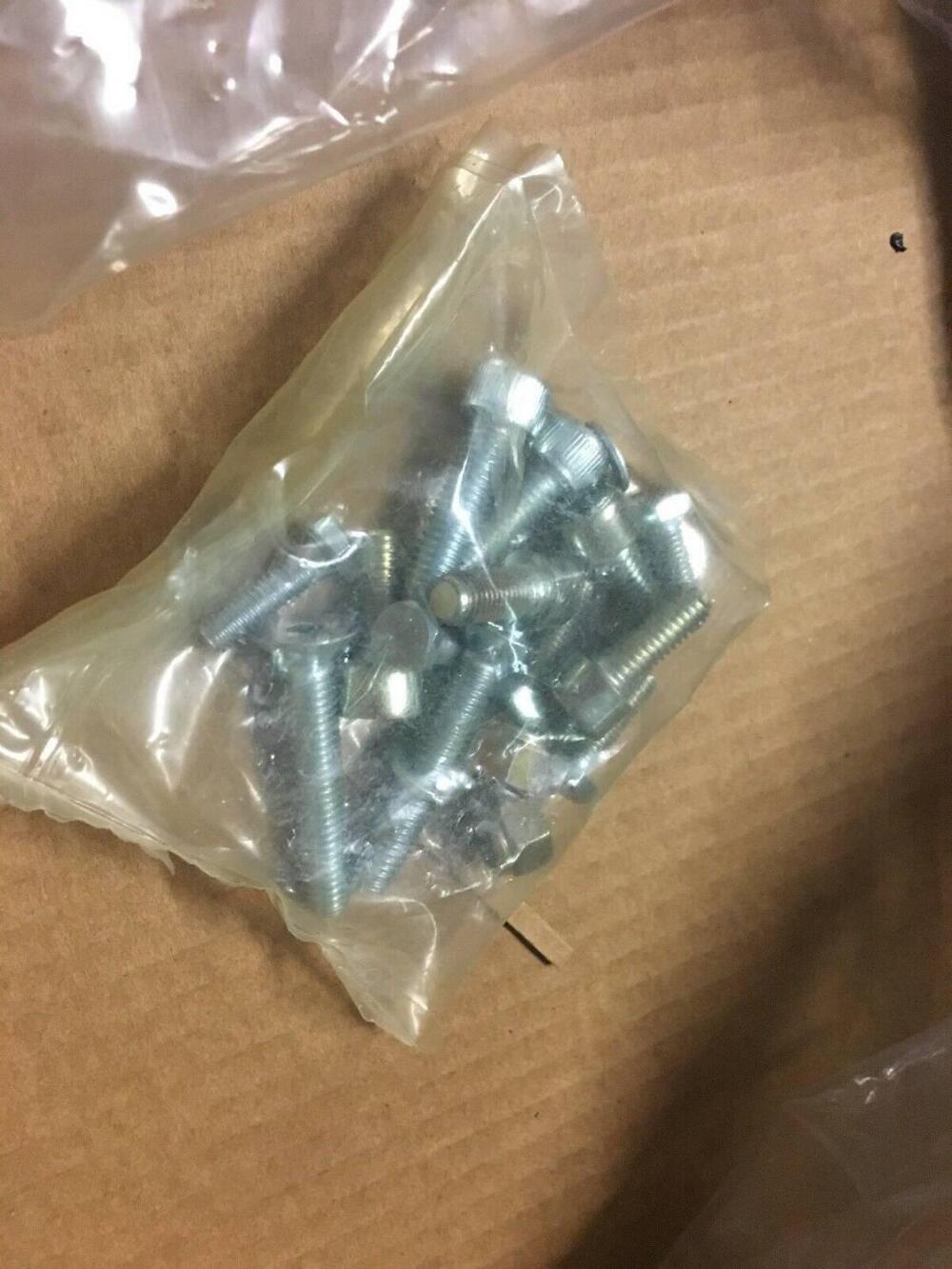 Staffe BAULE POSTERIORE Givi634f Bmw R1100rs (2)