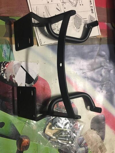 Staffe Givi Sr41 Yamaha Breeze 50