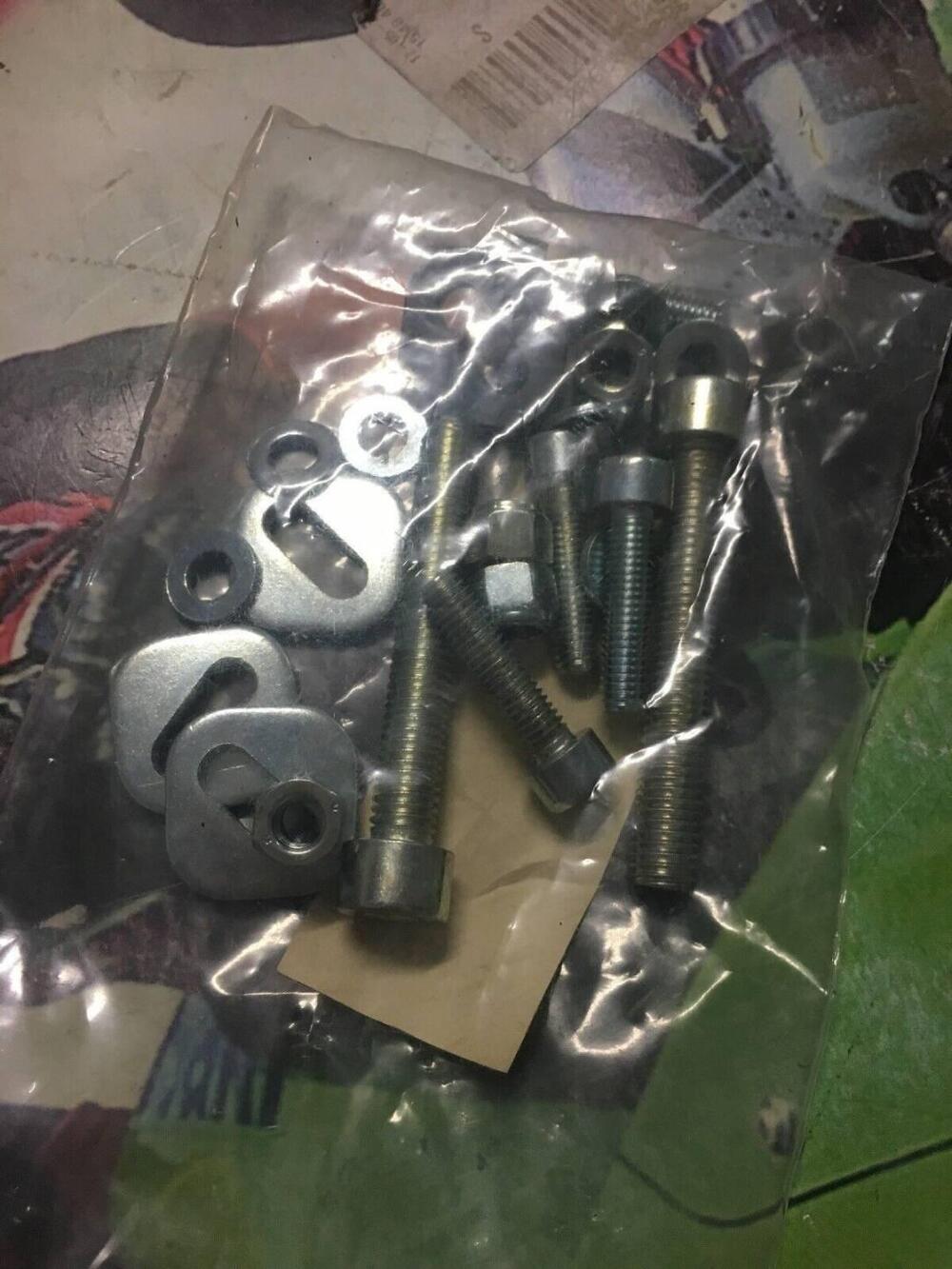 Staffe Givi Sr41 Yamaha Breeze 50 (2)