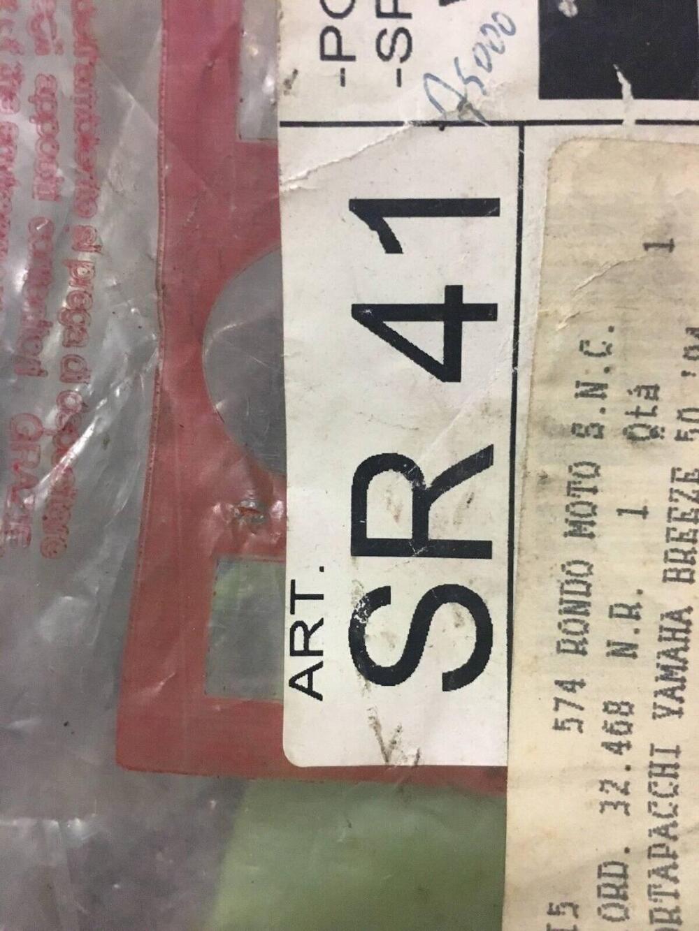 Staffe Givi Sr41 Yamaha Breeze 50 (3)